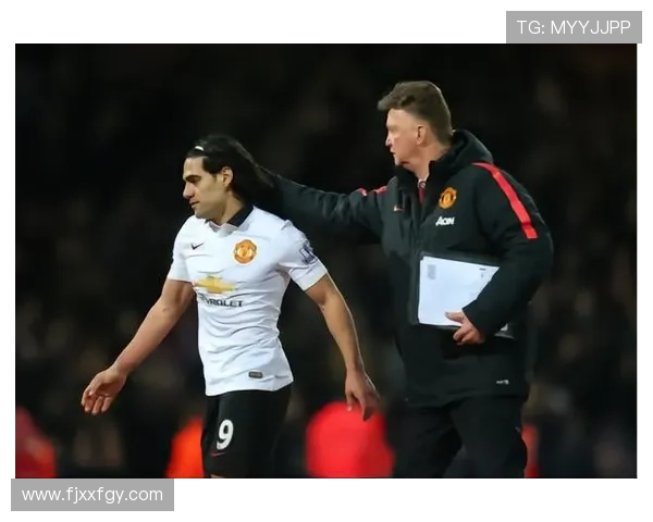 雷恩转会策略解析与球员案例解读