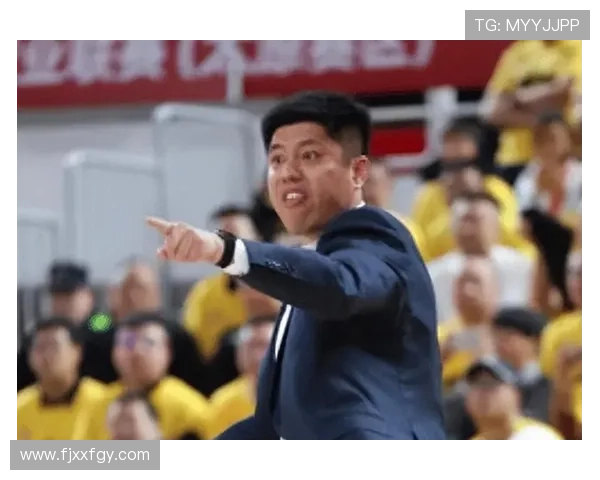 潘江末节信任迪亚洛失误 深圳险胜 潘江末节信任迪亚洛失误 深圳险胜